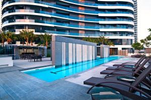 Oracle Resort Broadbeach - gclr