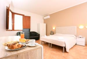 Superior Triple Room with Sea View