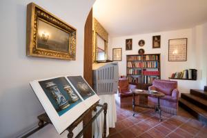 The Clock Houses Borgo Gallodoro