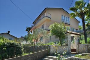Apartments Zigulic - 4hvězdičkové hotely ve městě Opatija