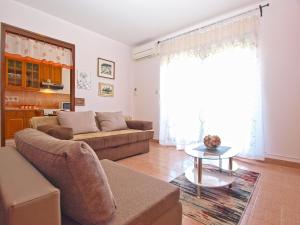 Apartment Snezana 1200