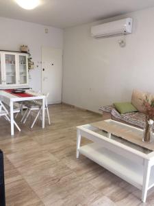 One-Bedroom Apartment in Netanya on Mol
