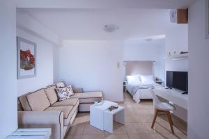 Apartment room in Golden Grain Suites by Checkin