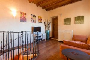 Villa Elisette by Impero House