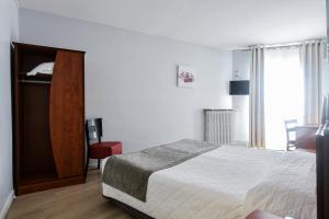 Hotels Hotel Le Rupella : photos des chambres