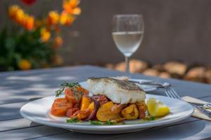 Old Kings Arms Hotel