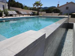 Maisons de vacances Home Cassis - Maison Mediterranee - Piscine chauffee a 30c : photos des chambres