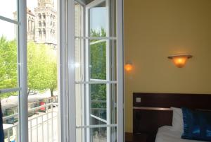 Hotels The Originals City, Hotel Cathedrale, Lisieux (Inter-Hotel) : photos des chambres