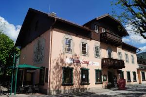 Hotel YOUHEY am Wolfgangsee - Ubytování bez kategorie ve městě Strobl