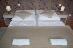 Pollushof Panzió és Étterem