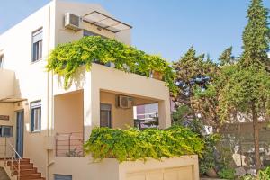 Villa Castellina & Emmanouela holiday apartment Chania Greece