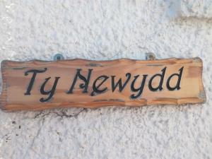 Ty Newydd