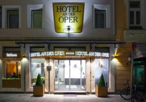 An Der Oper hotel, 
Munich, Germany.
The photo picture quality can be
variable. We apologize if the
quality is of an unacceptable
level.
