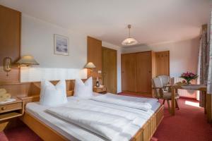 Standard Double Room room in Hotel Enzian