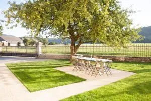 Old School Villa - Stari Trg pri Ložu