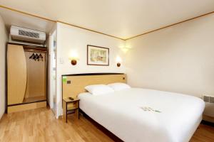 Hotels Campanile Rouen Nord - Mont-Saint-Aignan : photos des chambres