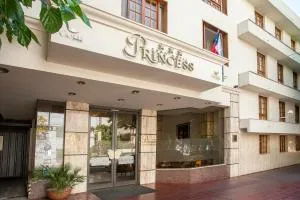 公主酒店 - 卢汉德库约