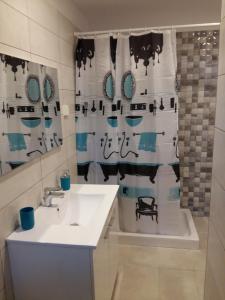Petries Studios Evia Greece
