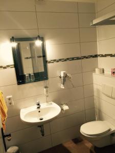 Double Room with Private Bathroom room in Alt Wehlheiden