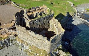 Mingary Castle - Restaurant with Rooms