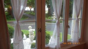 B&B / Chambres d'hotes La Part des Anges : Chambre Double - Vue sur Jardin