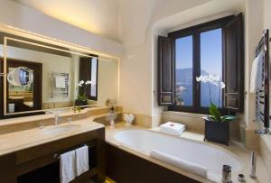Suite Deluxe con Vista Mare