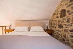 Twin/Triple Room - Split Level (Loft)