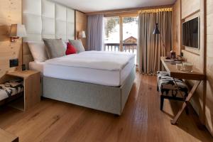 Superior Double Room room in Chandolin Boutique Hotel