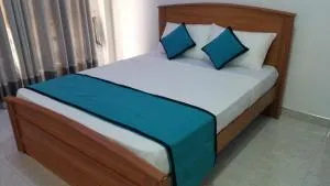 Sunhill Lake Tourist Rest - Kombichankulama