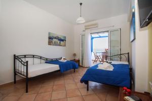Pantonia Apartments Kythira Greece