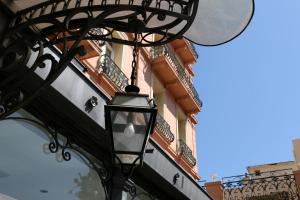 Hotels Grand Hotel des Ambassadeurs : photos des chambres