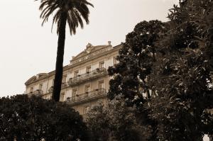 Hotels Grand Hotel des Ambassadeurs : photos des chambres