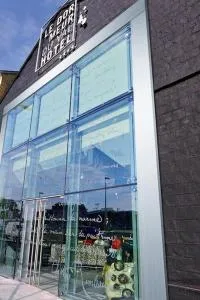 梦之谷酒店 - 莱斯豪提斯-里维尔