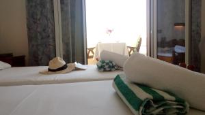 Hotel Theris