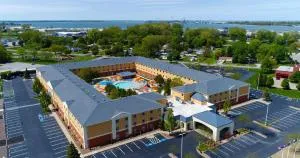 Cedar Point's Express Hotel - Marblehead