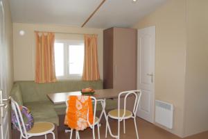 Campings Camping les Cigales : photos des chambres