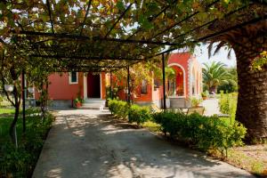 Helen's House - quiet lifestyle, natural landscape Corfu Greece