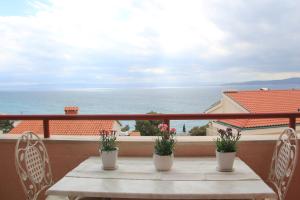 Comfort sea view apartment with parking and two bedrooms 