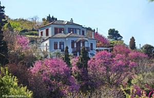 O Stolios Skopelos Greece