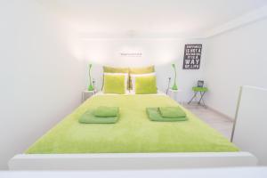 Apartment with Garden View room in happy home Budapest FOX