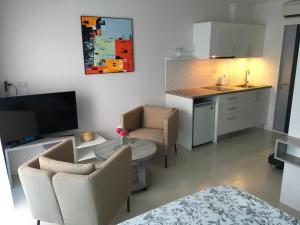 Grand Blue Condominium by Nuttaya