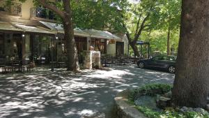 Hani Zemenou Parnassos Greece