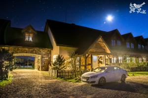 Pensjonat Zagroda Kuwasy Woźnawieś Polen