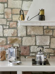 Studio Vipera Milos Greece