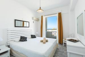 Castello Bianco Aparthotel Rethymno Greece