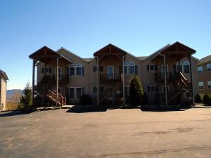 Klonteska Condominiums By VCI Real Estate Services