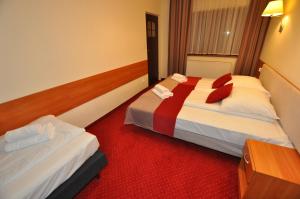 Double Room room in Pass Hotel