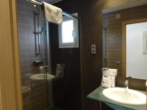 Fisa Rentals Shopping