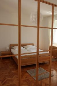 Central House Nona