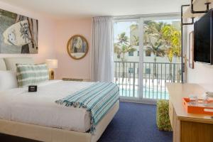 Plunge Beach Resort